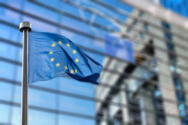 CECAS - Material para la preparación del examen de EFA® – Asesor Financiero Europeo